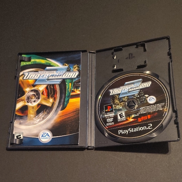 Sony PlayStation 2 Game - Need for Speed: Underground 2 with Black Case - Picture 3 of 3